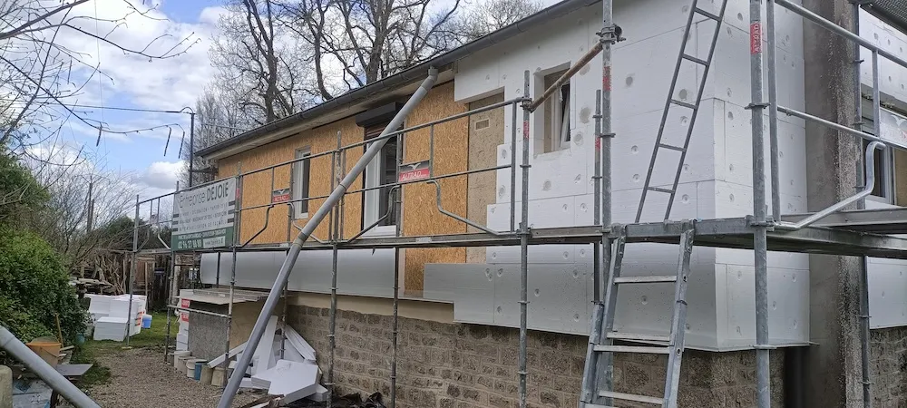 peintre en batiment lancieux