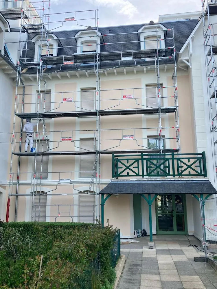 ravalement de facade saint lunaire